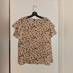 Women's Ruffle Sleeve Top - Black and Tan